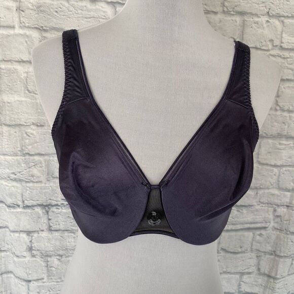 Olga women 38D satin front underwire bra w/3 hook closure and floral lace back - Picture 1 of 10